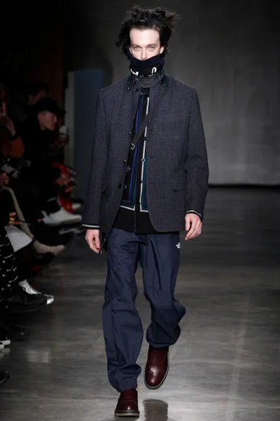 Look 45